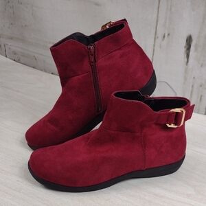 Comfortview Chic Burgundy Ankle Boots Size 9